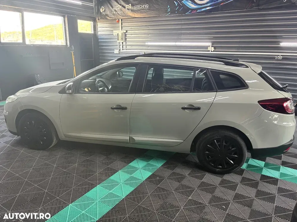 Renault Mégane III 1.5 dCI Color Edition — imagine 6