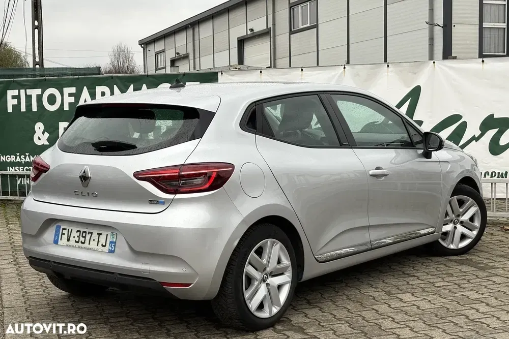Renault Clio V E-TECH Full 145 E-TECH engineered — imagine 4