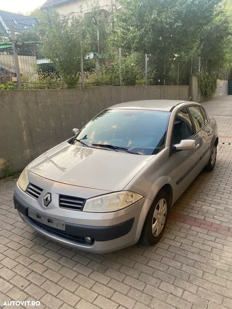 Renault Mégane II 1.6 Authentique — imagine 2