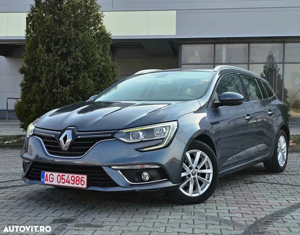 Renault Mégane IV BLUE dCi 115 EDC INTENS — imagine 2