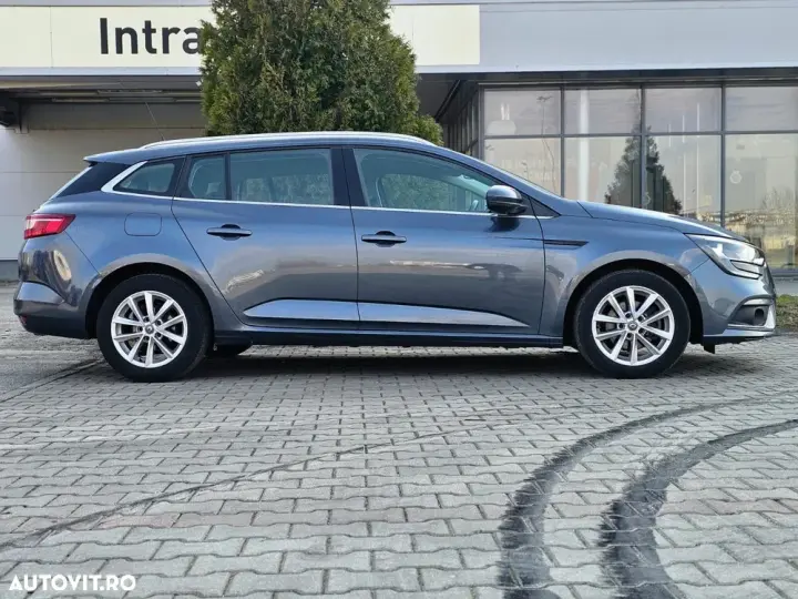 Renault Mégane IV BLUE dCi 115 EDC INTENS