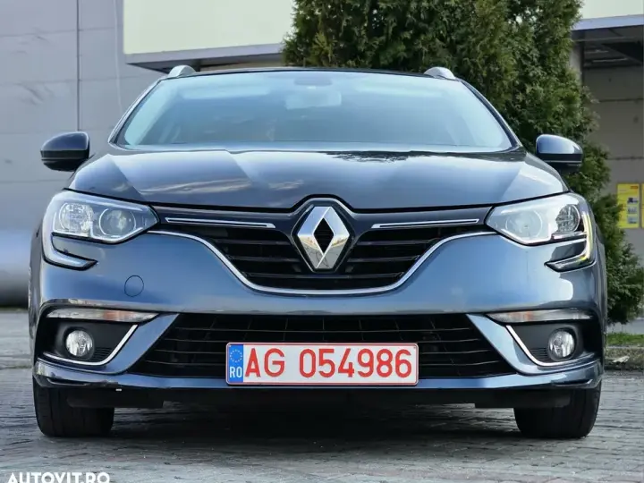 Renault Mégane IV BLUE dCi 115 EDC INTENS
