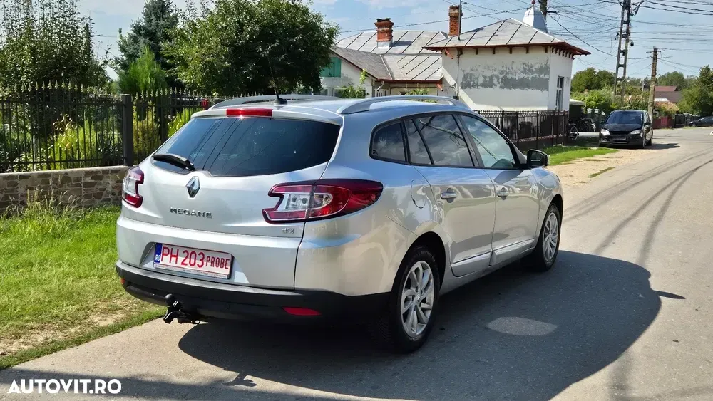Renault Mégane III 1.5 dCi Expression — imagine 3