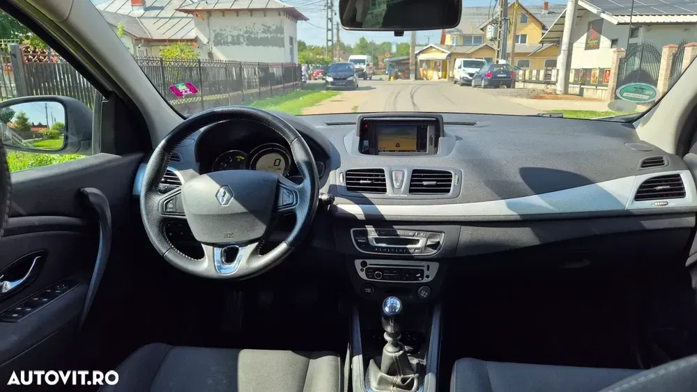 Renault Mégane III 1.5 dCi Expression — imagine 5