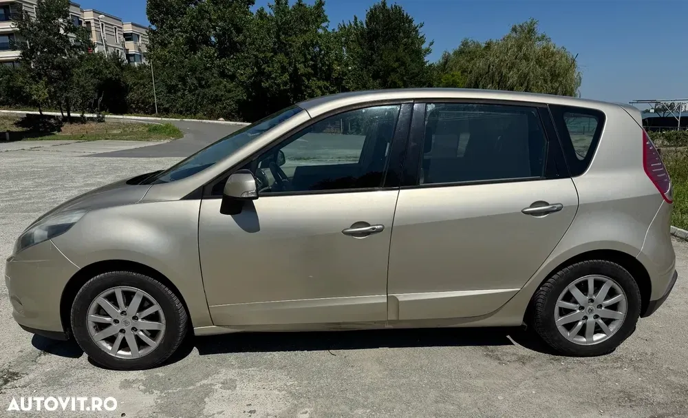 Renault Scénic II 1.9dCi Privilege — imagine 3