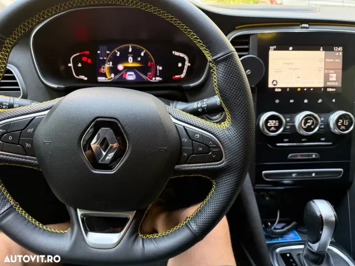 Renault Mégane IV Blue dCi 116 EDC Intens