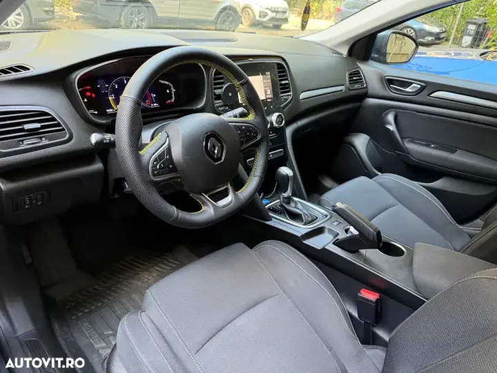 Renault Mégane IV Blue dCi 116 EDC Intens