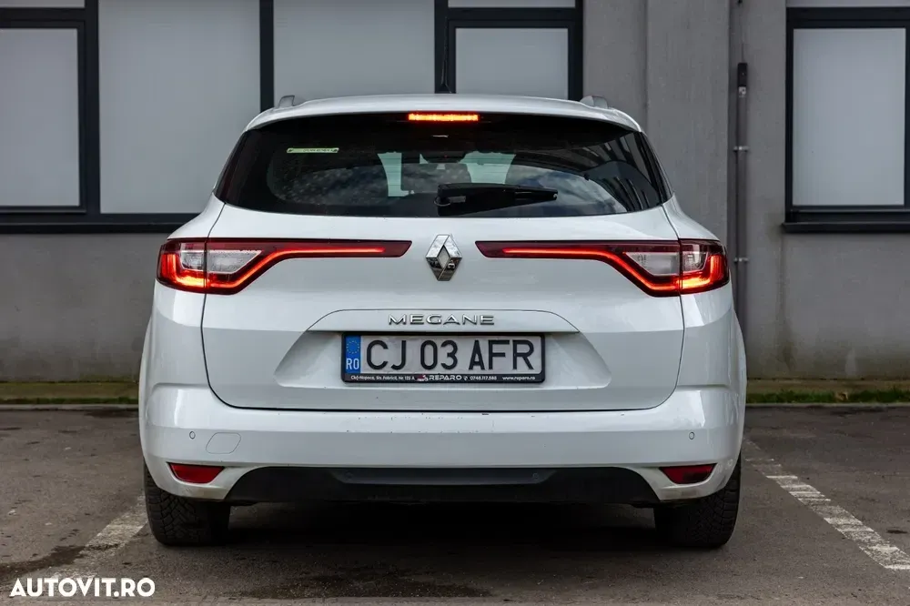 Renault Mégane IV Blue dCi Intens — imagine 6