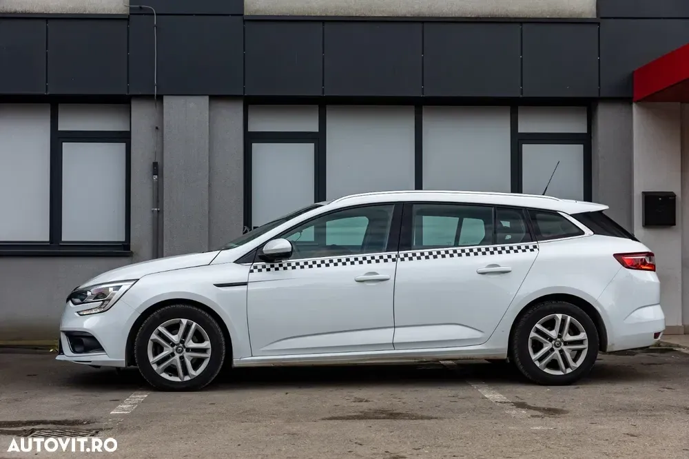 Renault Mégane IV Blue dCi Intens — imagine 2