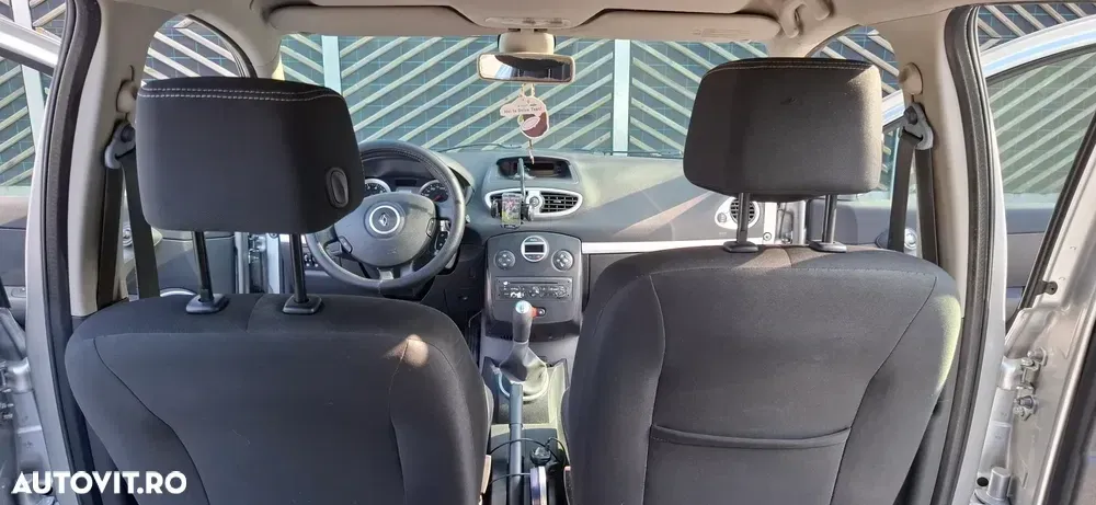 Renault Clio III 1.2 16V 75 Dynamique — imagine 6