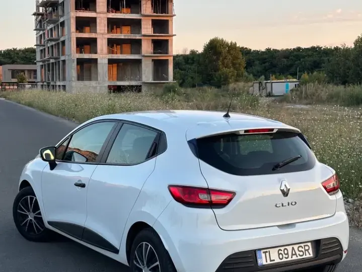 Renault Clio IV [2012 - 1.5 dCi Zen