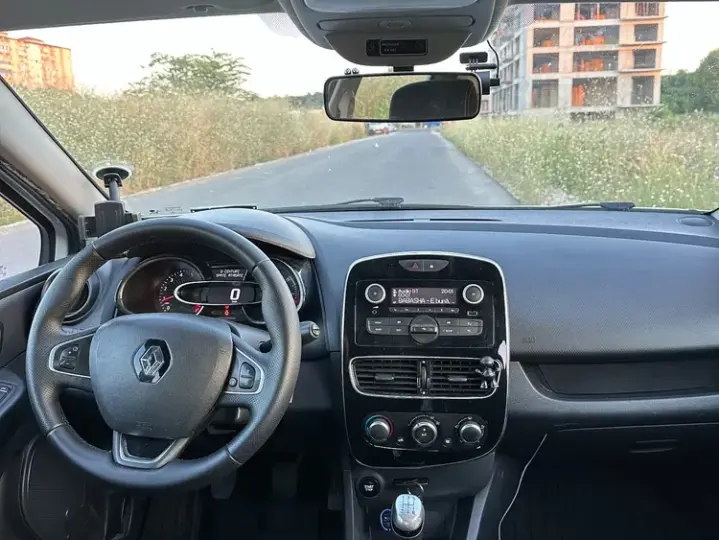 Renault Clio IV [2012 - 1.5 dCi Zen