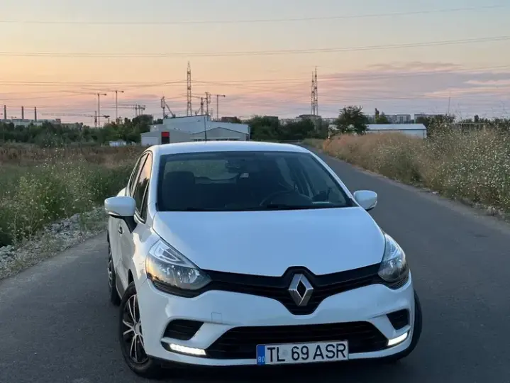 Renault Clio IV [2012 - 1.5 dCi Zen