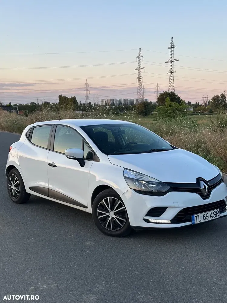 Renault Clio IV [2012 - 1.5 dCi Zen — imagine 2