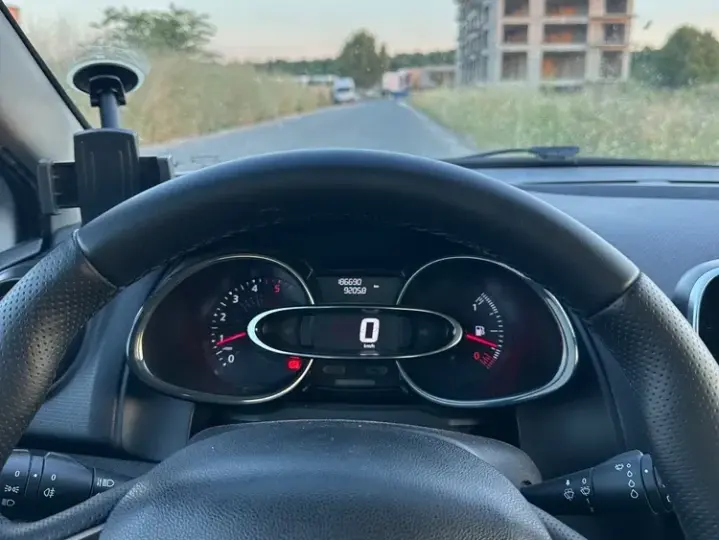 Renault Clio IV [2012 - 1.5 dCi Zen