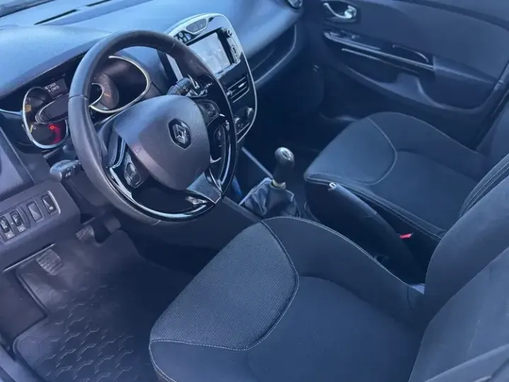 Renault Clio IV [2012 - Energy dCi 90 Start & Stop 83g Eco-Drive