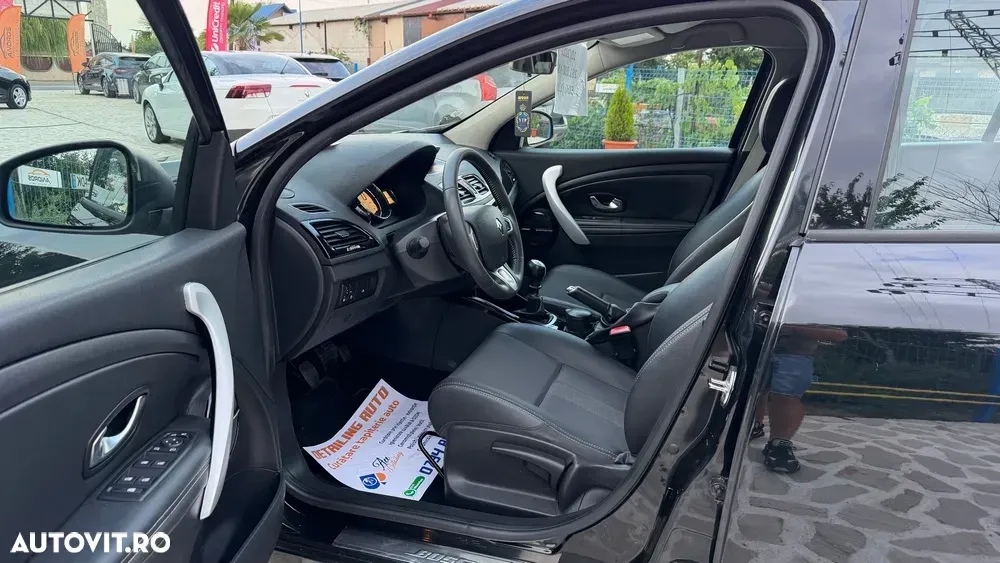 Renault Mégane ENERGY dCi 110 Start & Stop Bose Edition — imagine 5