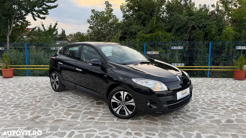 Renault Mégane ENERGY dCi 110 Start & Stop Bose Edition — imagine 2