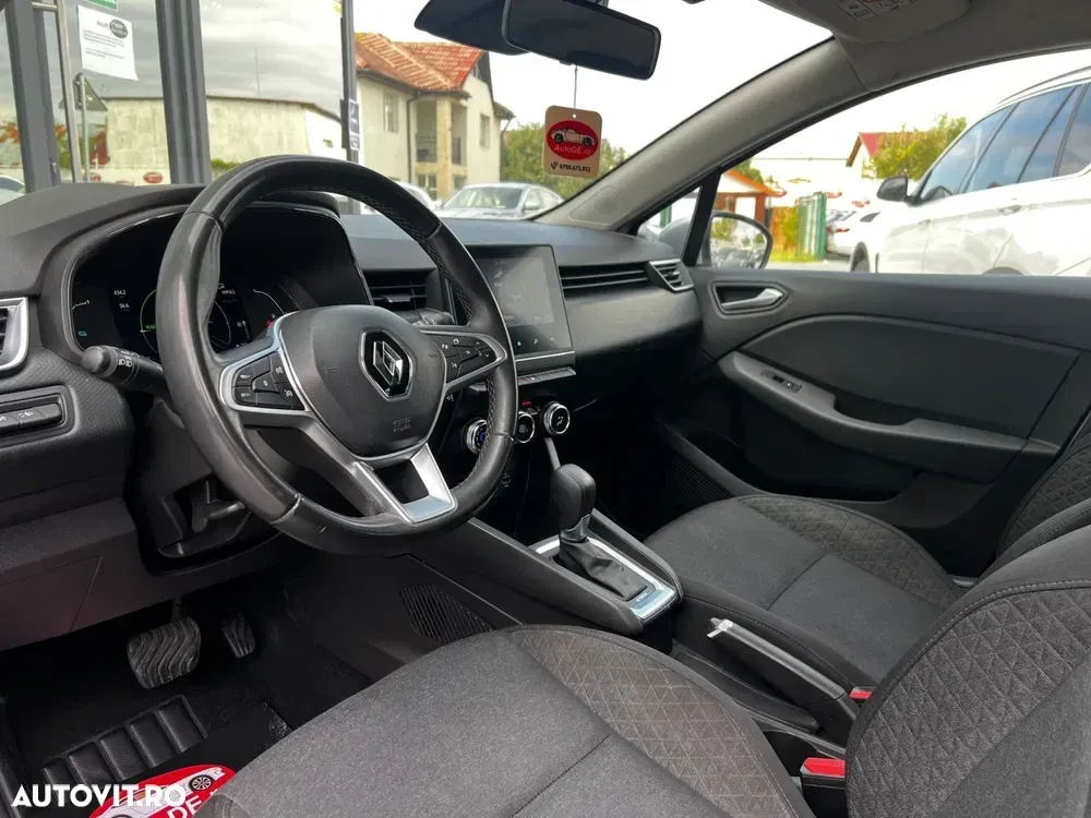 Renault Clio V E-TECH 140 BUSINESS EDITION — imagine 5