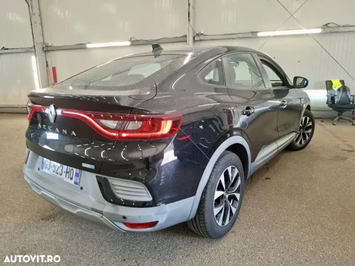 Renault Arkana E-TECH Zen