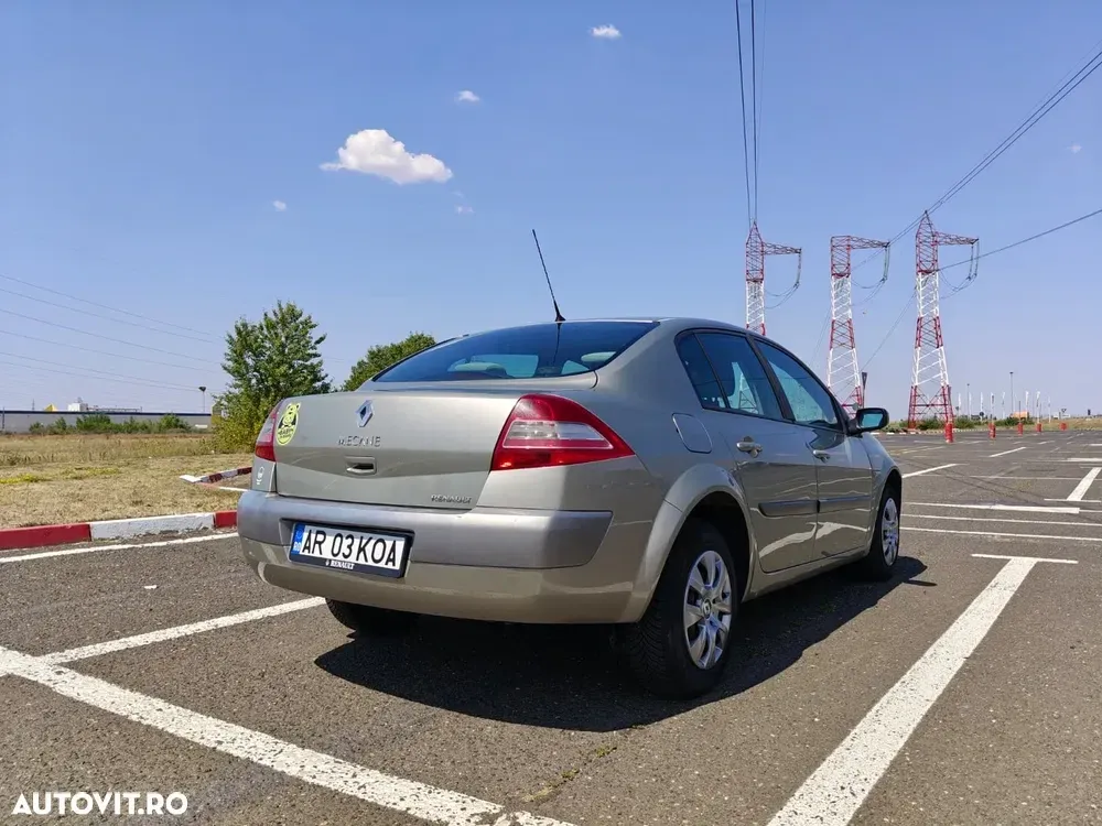 Renault Mégane II II 1.5 dCi Expression — imagine 4