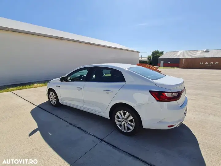 Renault Mégane IV TCE 140 GPF Zen