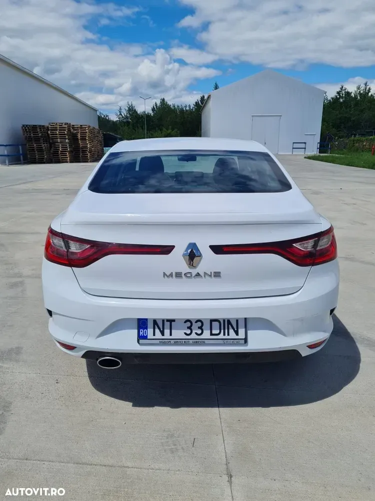 Renault Mégane IV TCE GPF Zen — imagine 5