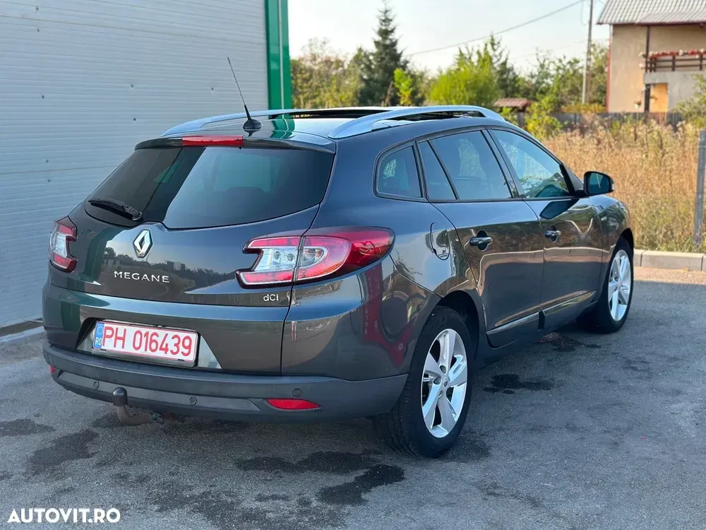 Renault Mégane III ENERGY dCi 110 Start & Stop Bose Edition — imagine 3