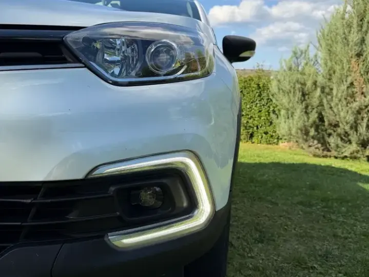 Renault Captur TCe Life