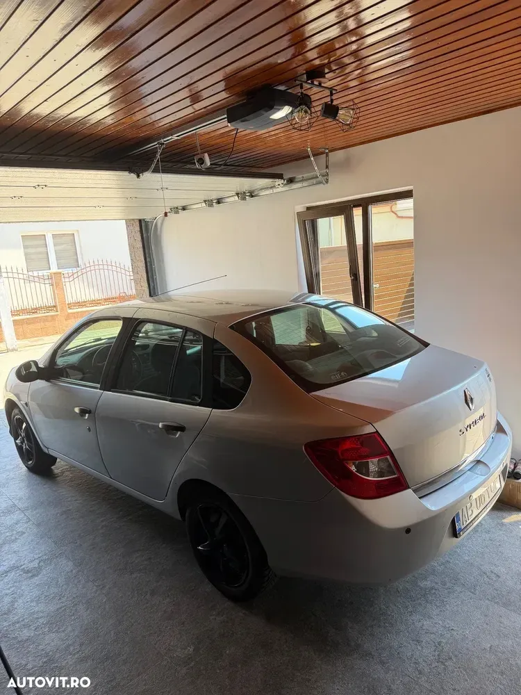 Renault Symbol — imagine 3