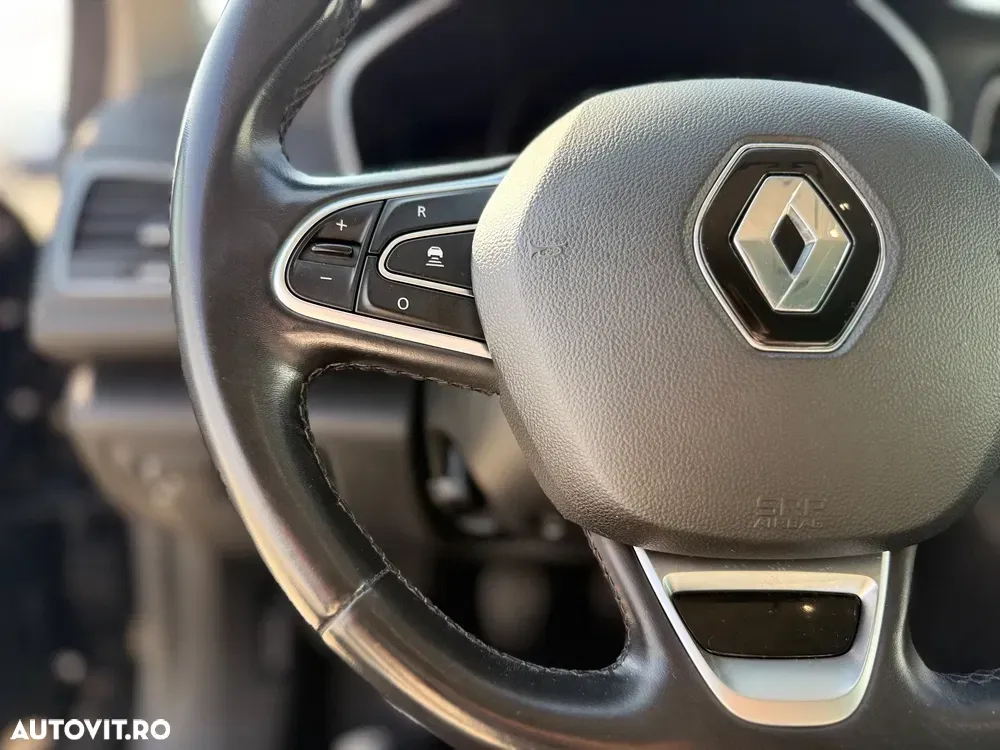 Renault Mégane IV BLUE dCi 115 INTENS — imagine 6