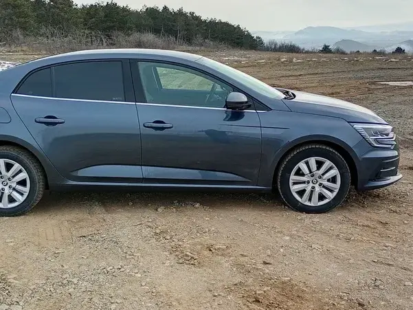 Renault Mégane IV TCe 140 EDC GPF Equilibre