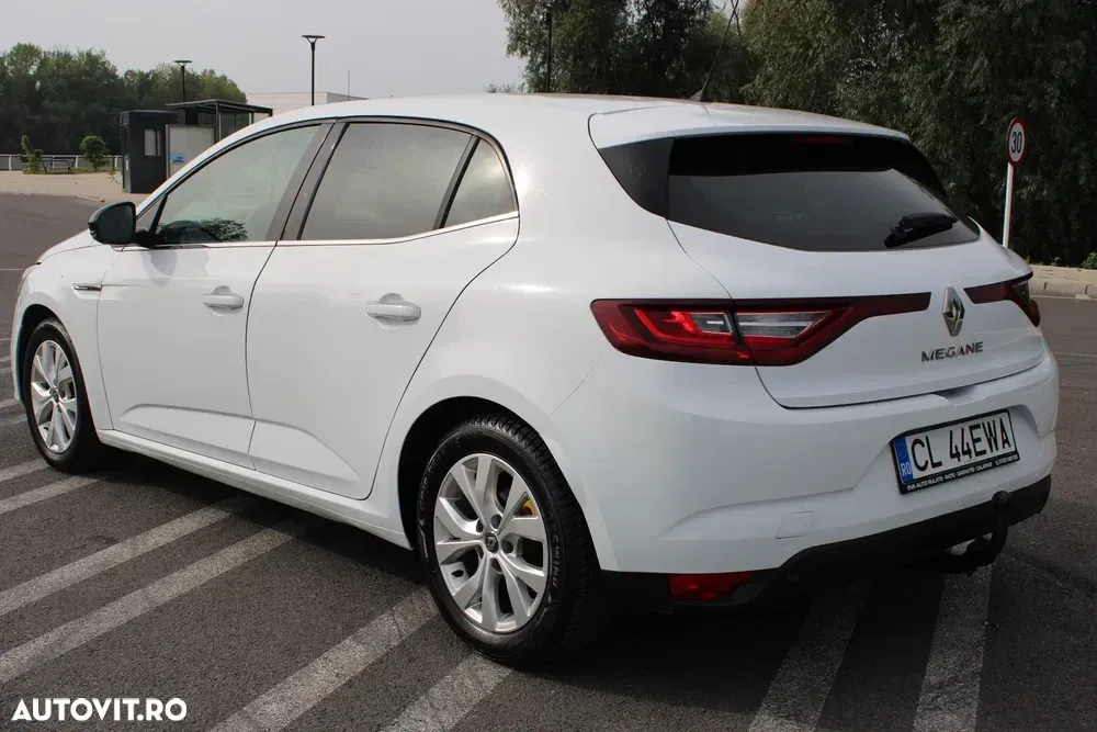 Renault Mégane IV BLUE dCi Limited — imagine 4