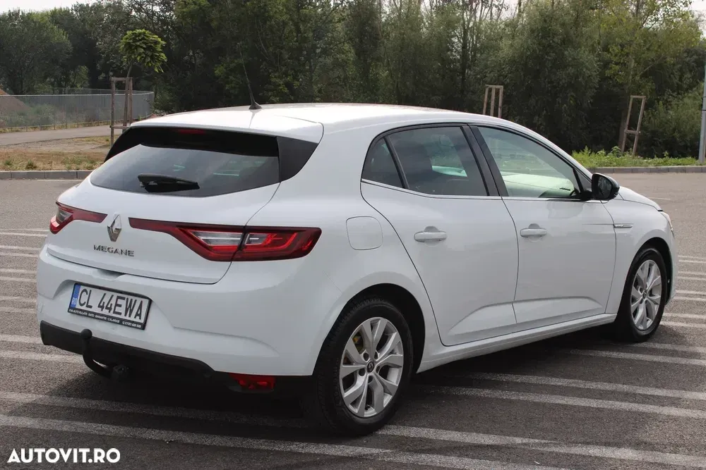 Renault Mégane IV BLUE dCi Limited — imagine 5