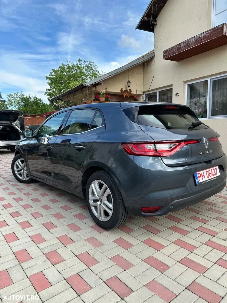 Renault Mégane IV BLUE dCi Zen — imagine 5