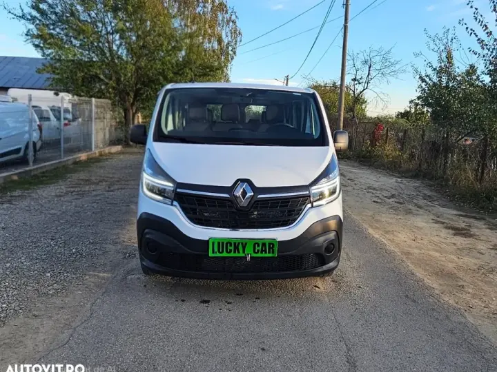 Renault Trafic 2.0 Blue dCi 120 Combi L2H1 8+1 locuri Authentique