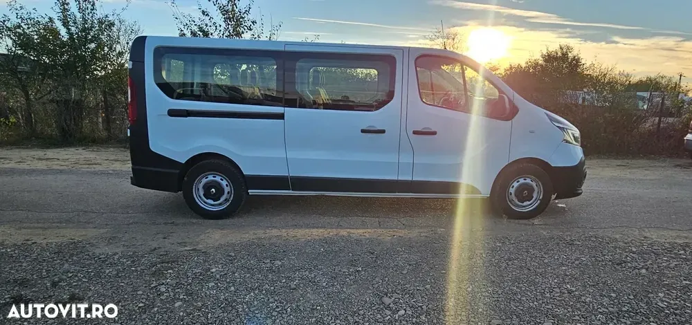 Renault Trafic 2.0 Blue dCi 120 Combi L2H1 8+1 locuri Authentique — imagine 4