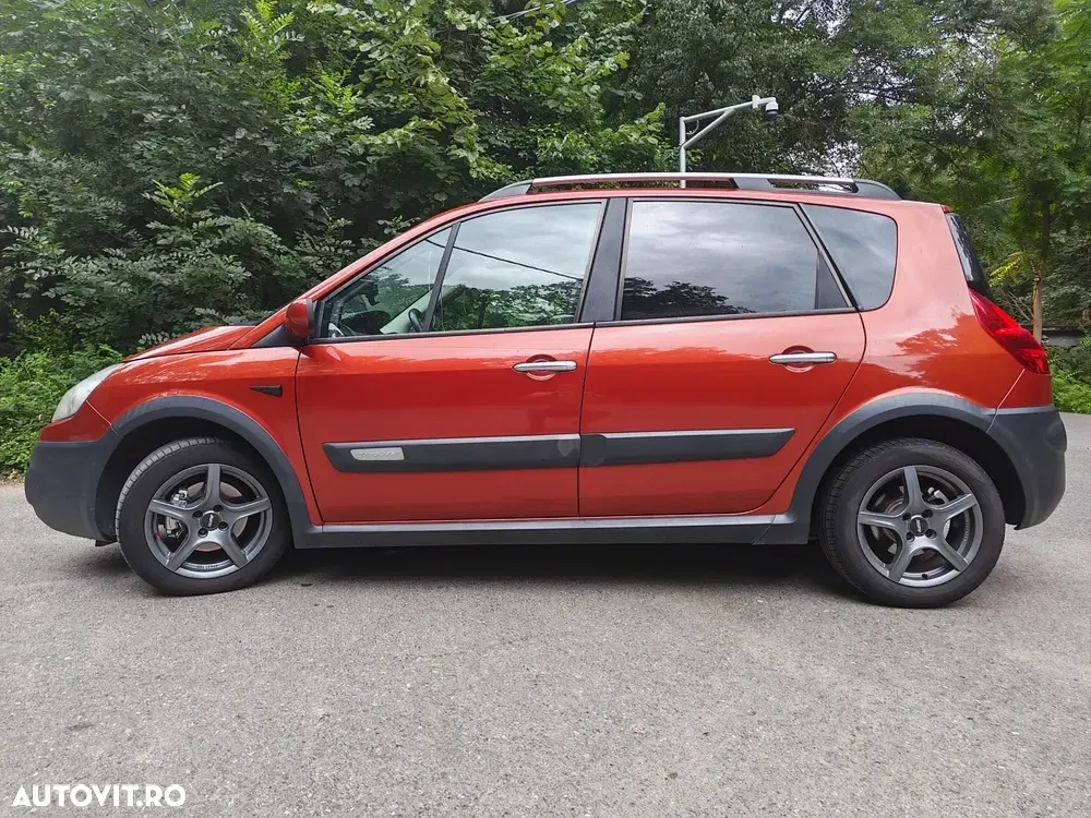 Renault Scénic II II 1.6 Authentique — imagine 3