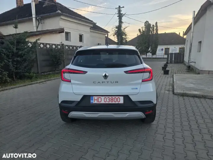 Renault Captur II E-TECH Full 145 TECHNO