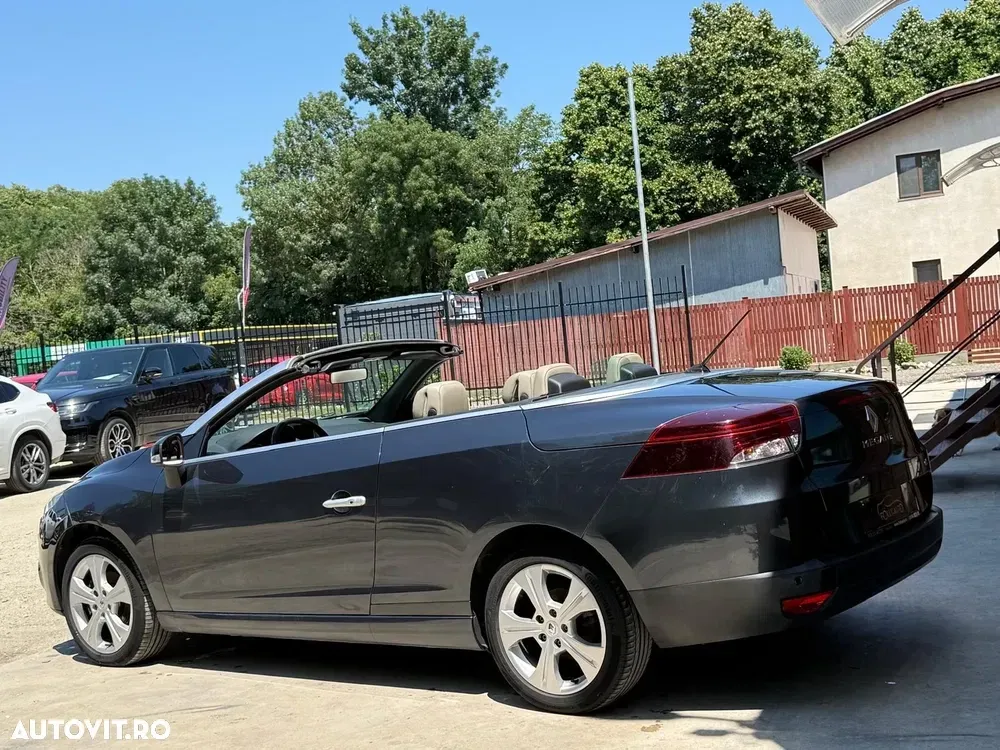 Renault Mégane III dCi 110 FAP EDC Dynamique — imagine 4
