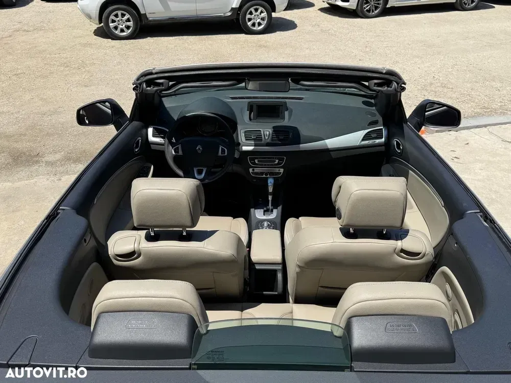 Renault Mégane III dCi 110 FAP EDC Dynamique — imagine 5
