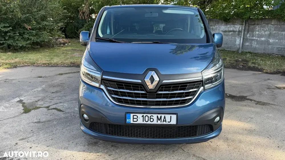 Renault Trafic — imagine 5