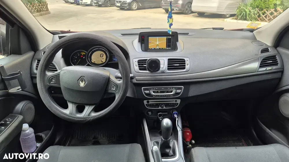 Renault Mégane III 1.5 dCi Eco2 Expression — imagine 5