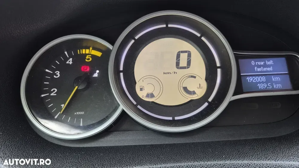 Renault Mégane III 1.5 dCi Eco2 Expression — imagine 6