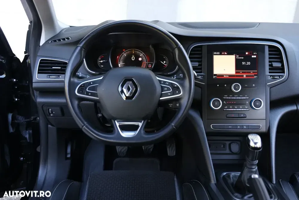 Renault Mégane IV ENERGY dCi 110 BUSINESS — imagine 5