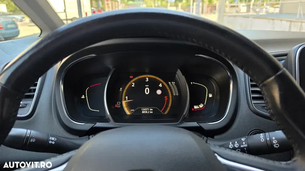 Renault Scénic ENERGY dCi 110 LIMITED — imagine 5