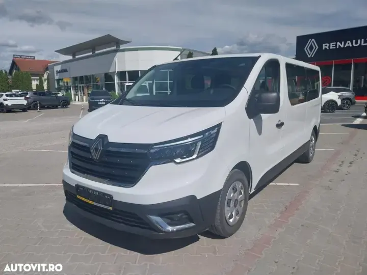 Renault Trafic 2.0 Blue dCi 110 S&S L2 8+1 Life