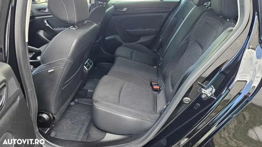 Renault Mégane Blue dCi 116 Intens — imagine 6