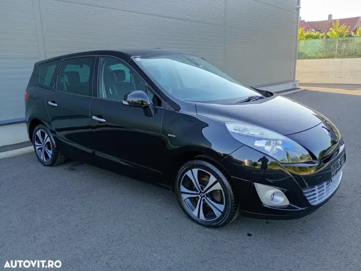Renault Grand Scenic TCe 130 Bose Edition