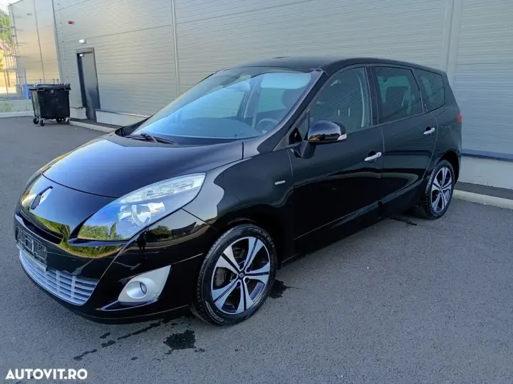 Renault Grand Scenic TCe 130 Bose Edition